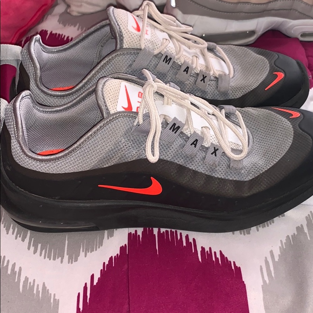 Nike Airmax black and grey